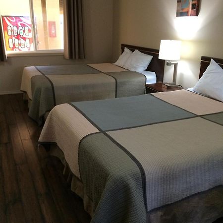 Townhouse Inn & Suites Klamath Falls Esterno foto