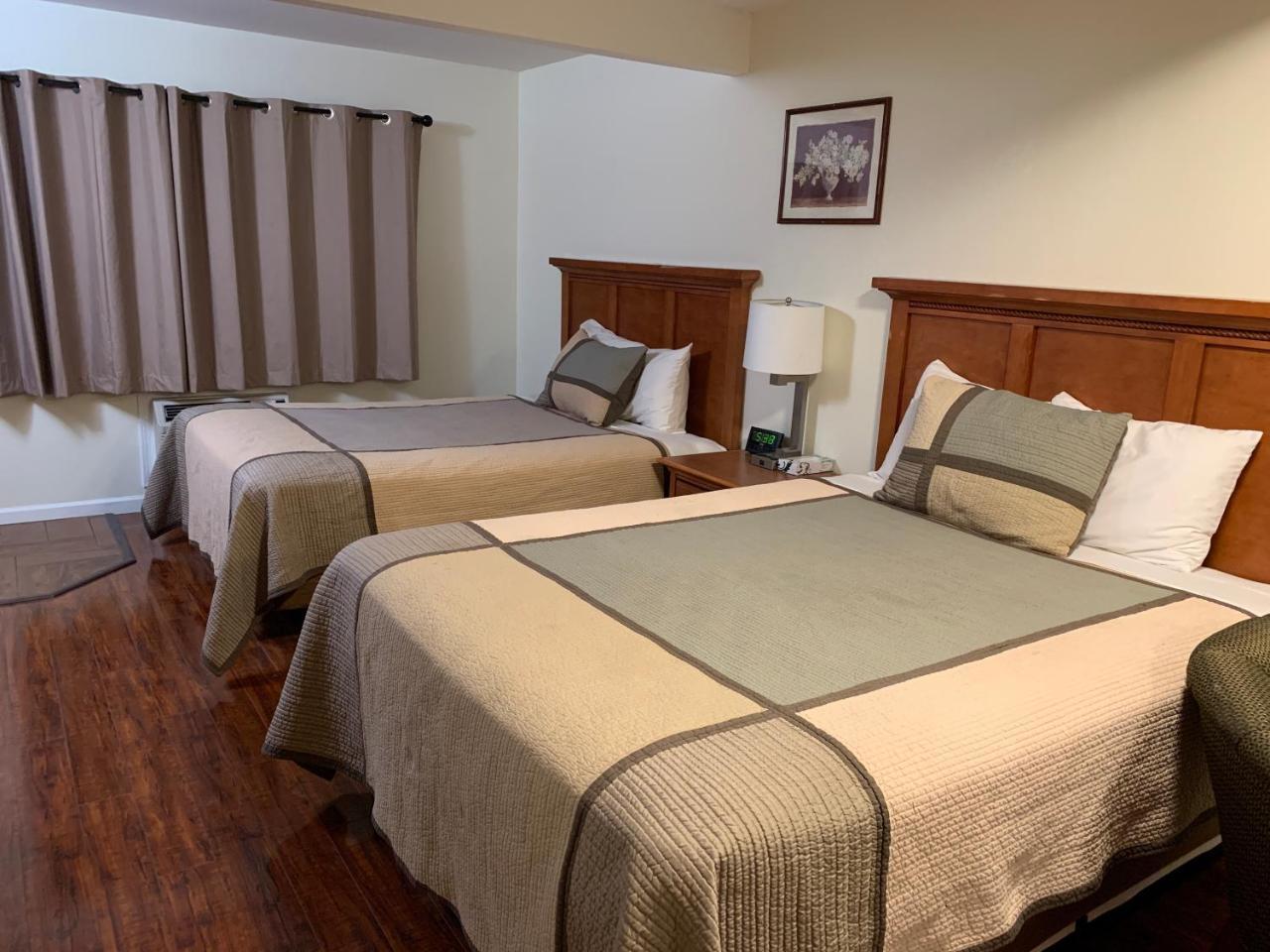 Townhouse Inn & Suites Klamath Falls Esterno foto